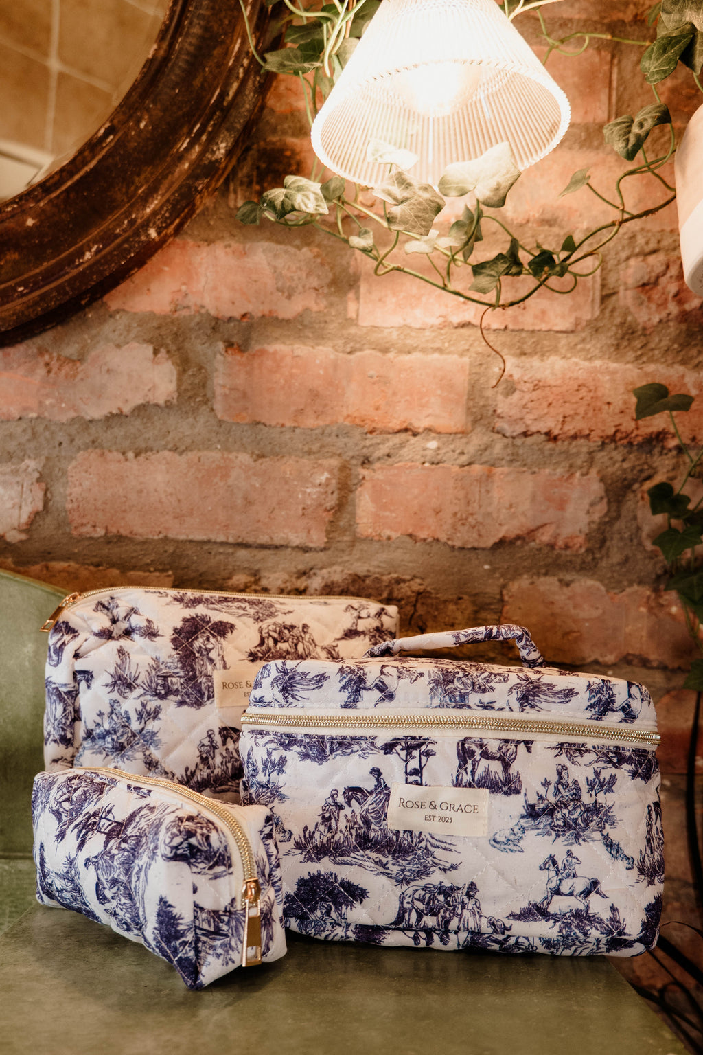 Toile de Joie Vanity Set